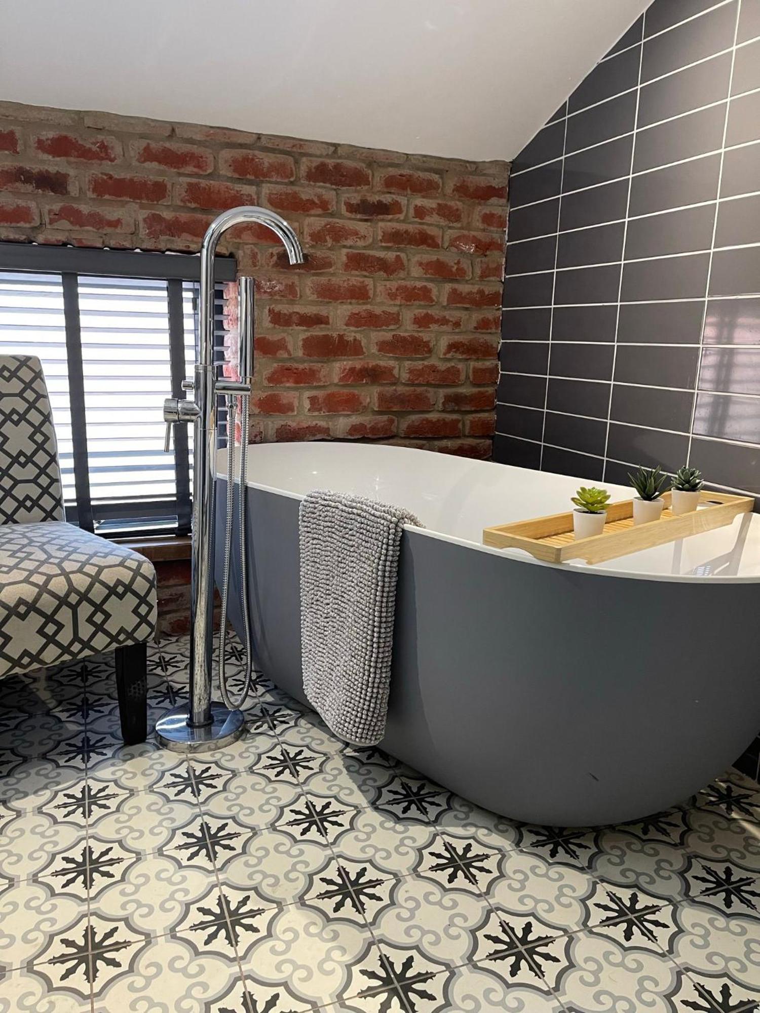 Town Center Cottage With Hot Tub Morpeth Bagian luar foto