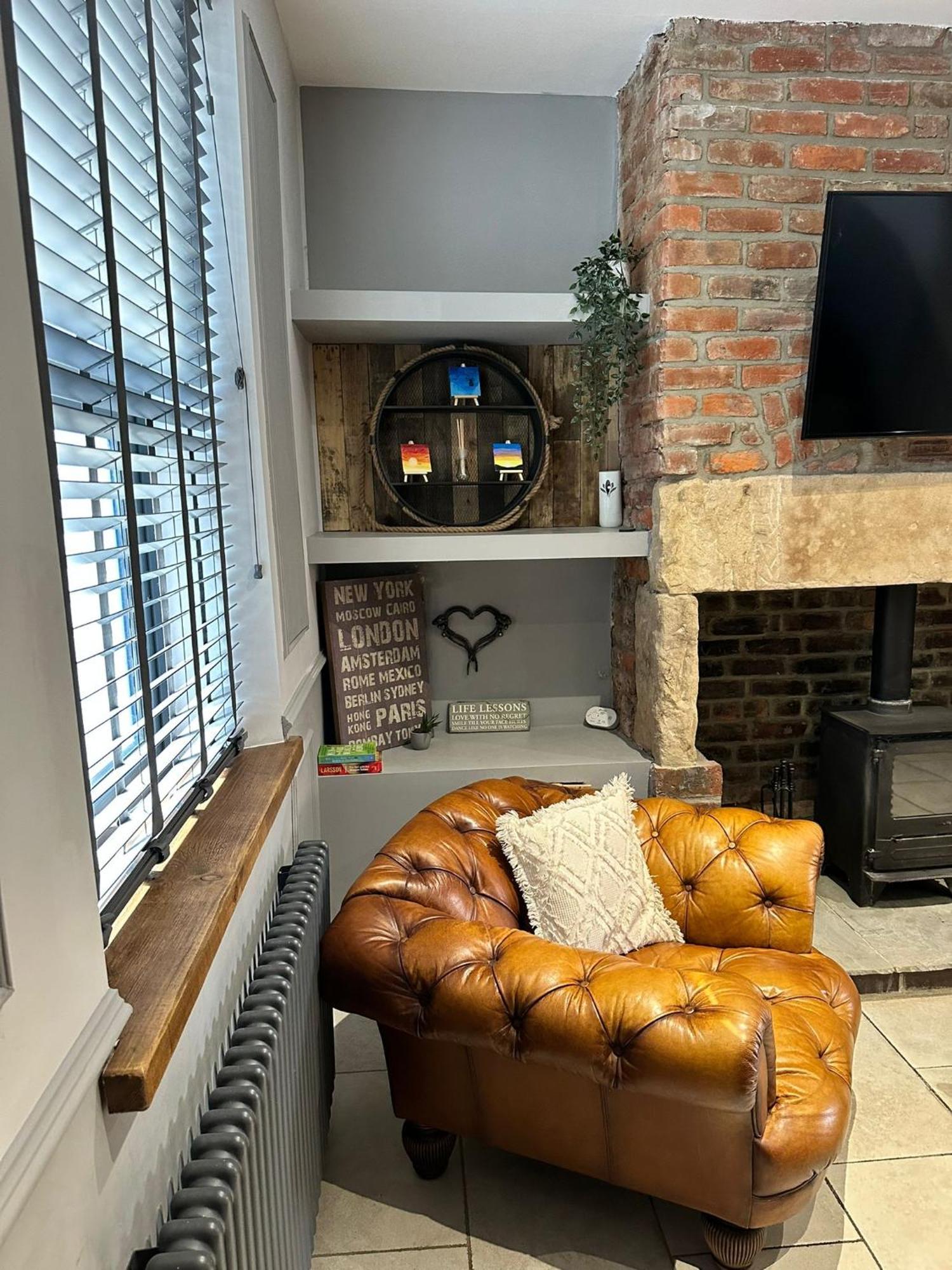 Town Center Cottage With Hot Tub Morpeth Bagian luar foto